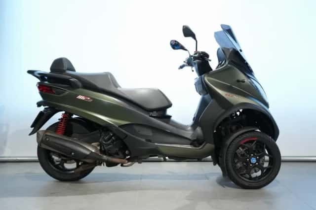 Piaggio MP3 500 (2019) thumbnail 1