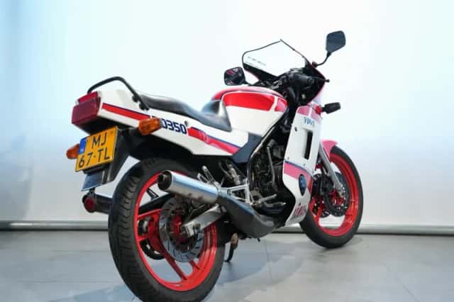 Yamaha RD 350 (1991) thumbnail 6