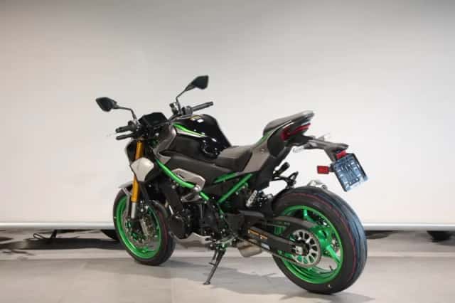 Kawasaki Z 900 se (2026) thumbnail 6