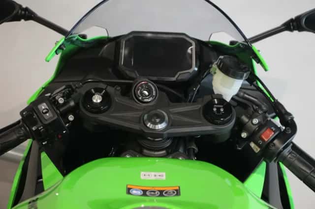 Kawasaki ZX-6R (2026) thumbnail 5