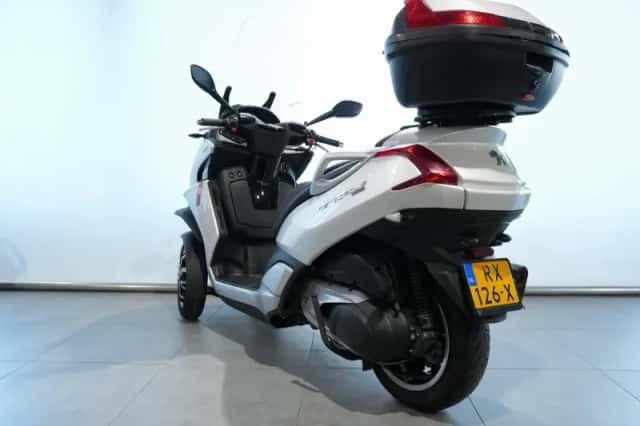 Peugeot Metropolis 400 (2014) thumbnail 5