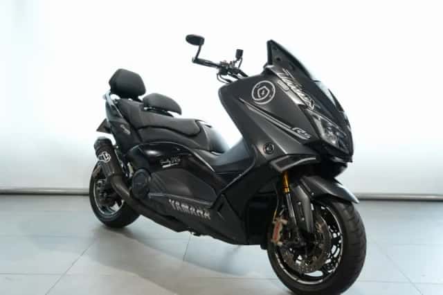 Yamaha Tmax 530 (2015) thumbnail 2