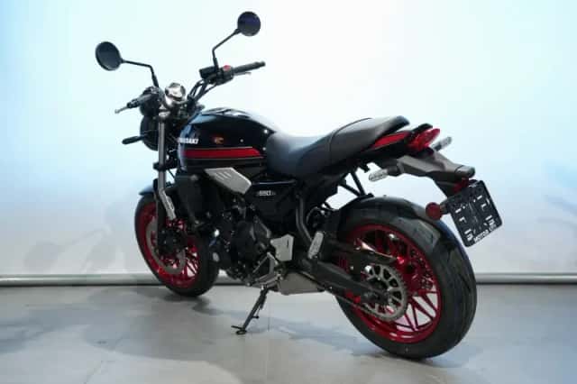 Kawasaki Z650RS (2026) thumbnail 5