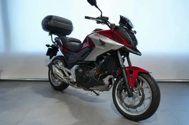 Honda NC750X (2018) thumbnail 2