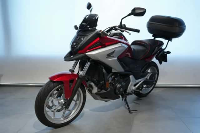 Honda NC750X (2018) thumbnail 3