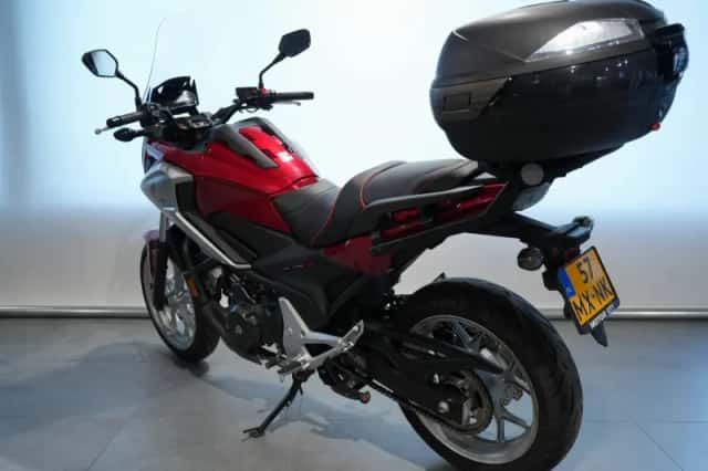 Honda NC750X (2018) thumbnail 5