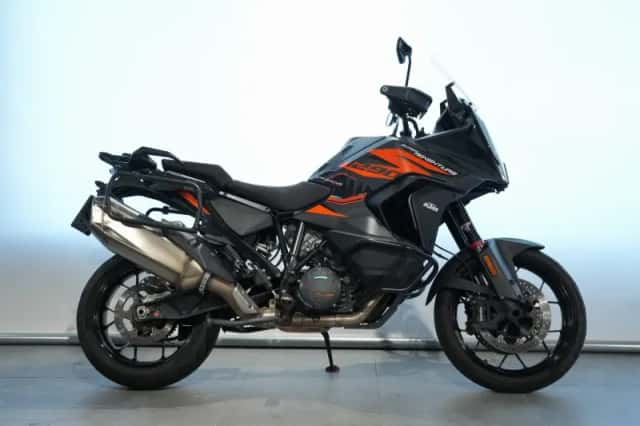 KTM 1290 Super Adventure S (2022) thumbnail 1