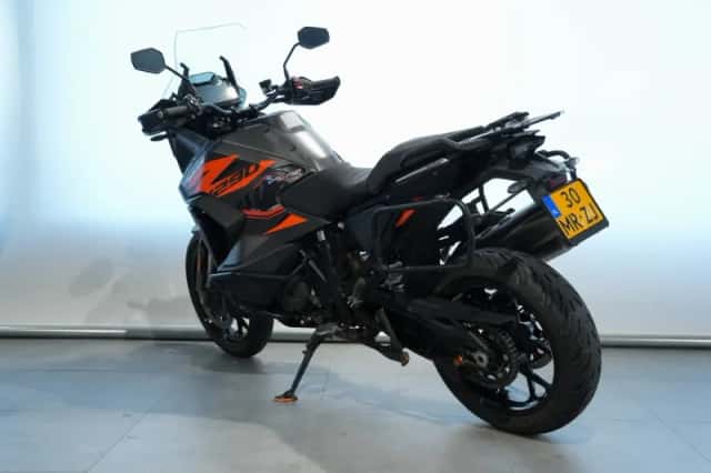 KTM 1290 Super Adventure S (2022) thumbnail 5