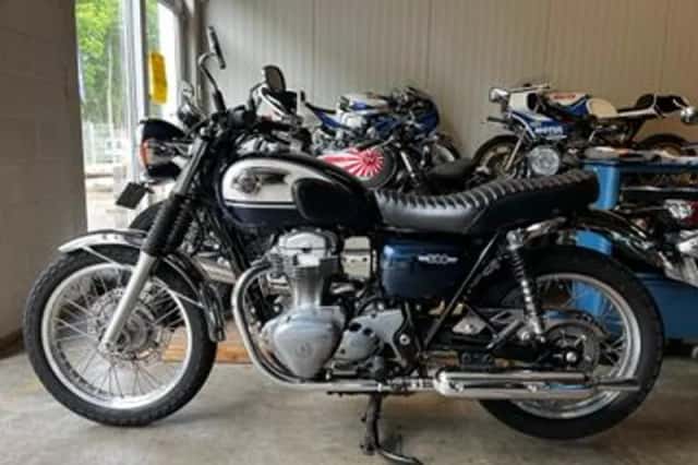 Kawasaki W800 (2017) thumbnail 6