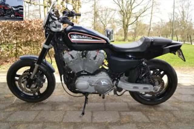 Harley-Davidson Sportster (2009) thumbnail 4