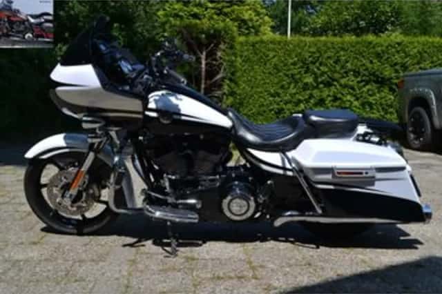 Harley-Davidson Road Glide (2012) thumbnail 4