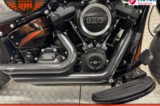 Harley-Davidson Softail Slim (2019) thumbnail 2