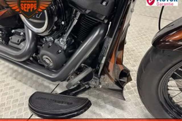 Harley-Davidson Softail Slim (2019) thumbnail 4