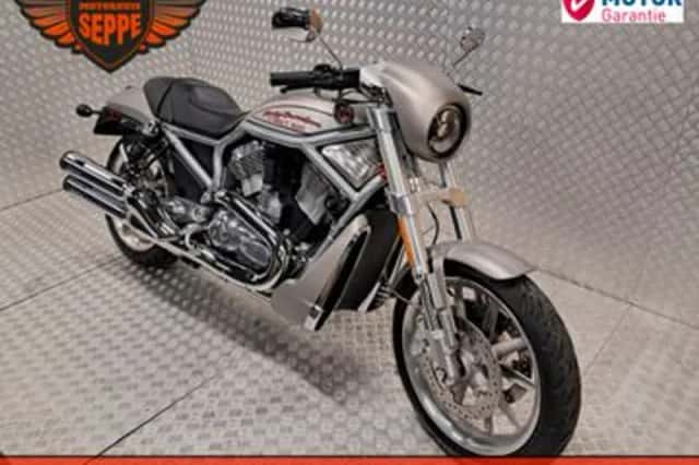 Harley-Davidson V-Rod (2006) thumbnail 2