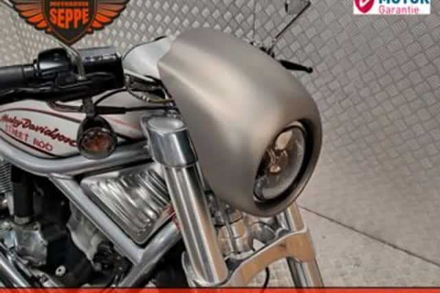 Harley-Davidson V-Rod (2006) thumbnail 4