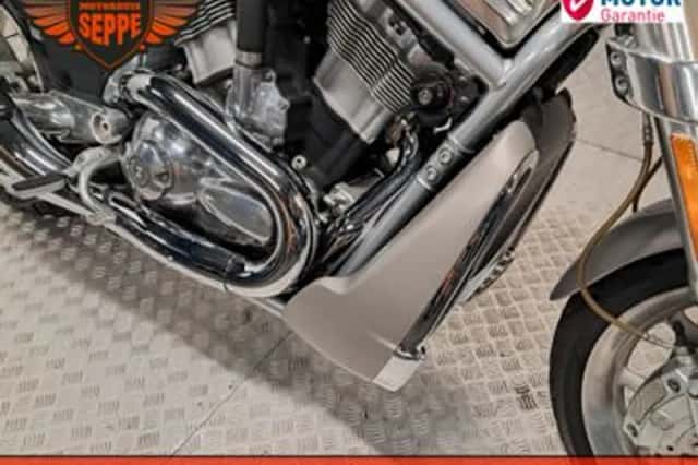 Harley-Davidson V-Rod (2006) thumbnail 5