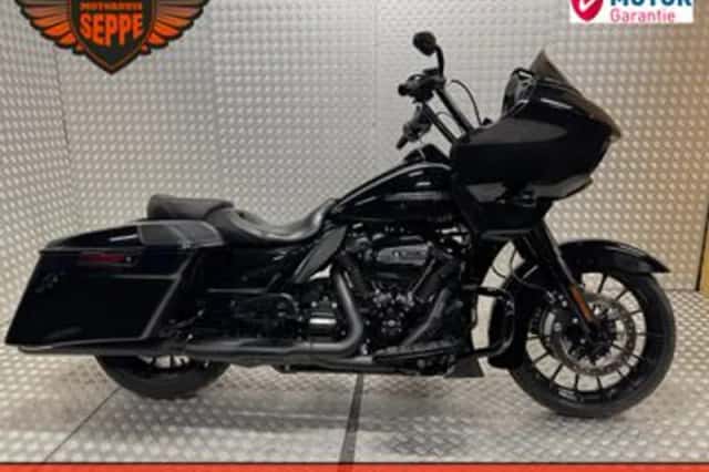Harley-Davidson Road Glide (2019) thumbnail 4