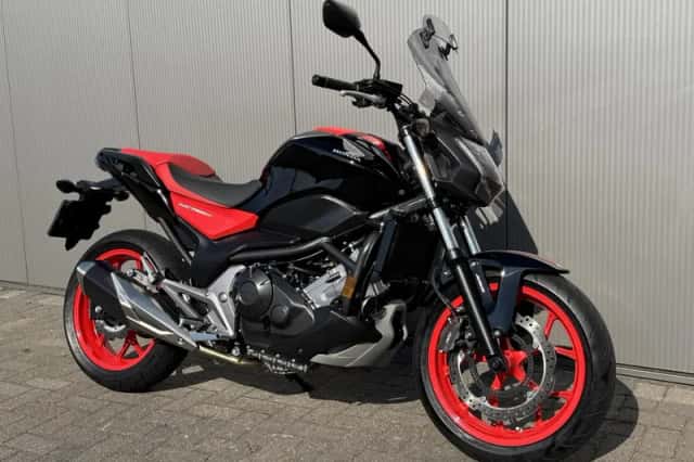 Honda NC 750 S (2016) thumbnail 2