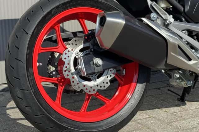 Honda NC 750 S (2016) thumbnail 4