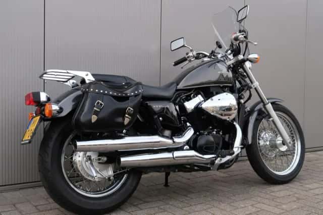 Honda VT750 S (2010) thumbnail 2