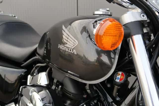 Honda VT750 S (2010) thumbnail 5