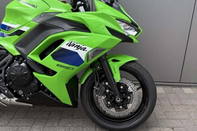 Kawasaki Ninja 650 (2026) thumbnail 3