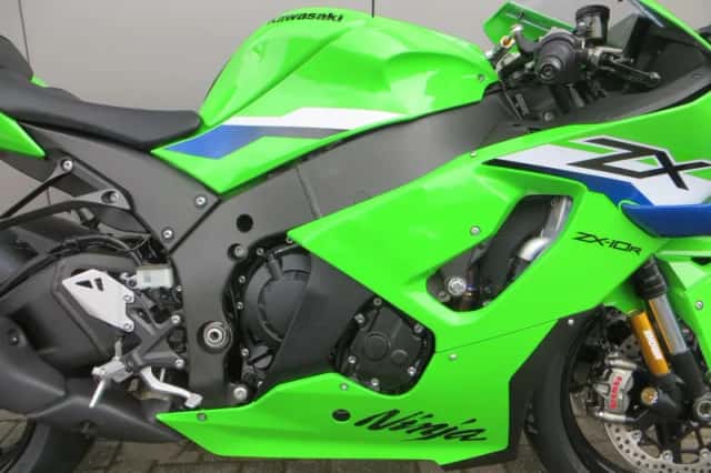 Kawasaki Ninja ZX-10R (2026) thumbnail 5