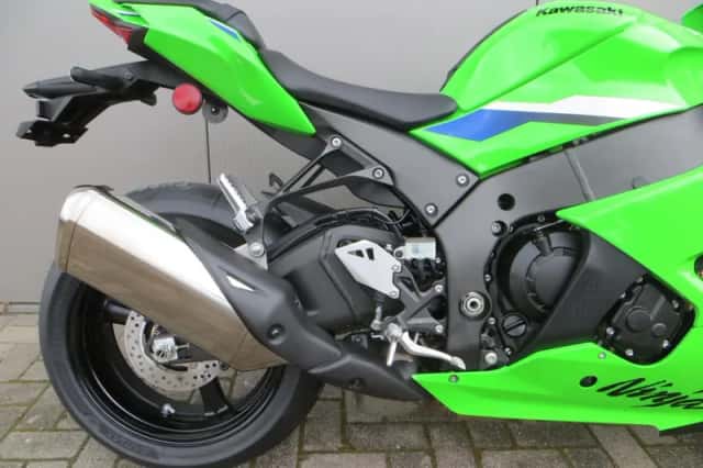 Kawasaki Ninja ZX-10R (2026) thumbnail 6