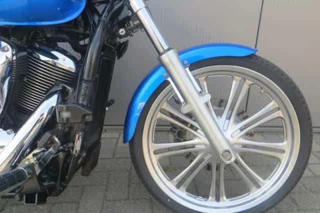 Kawasaki VN 900 Custom (2007) thumbnail 5