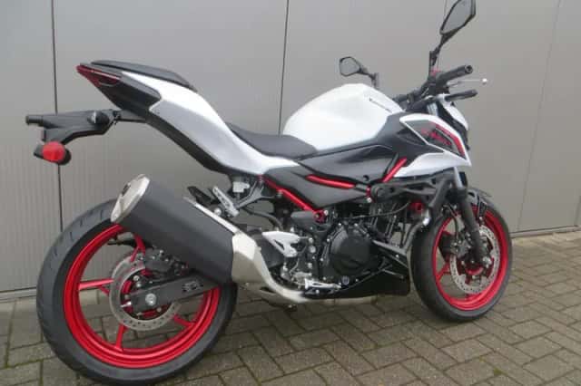 Kawasaki Z 500 SE (2026) thumbnail 2