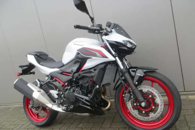 Kawasaki Z 500 SE (2026) thumbnail 3
