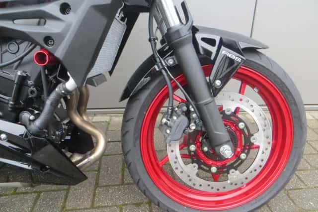 Kawasaki Z 500 SE (2026) thumbnail 4