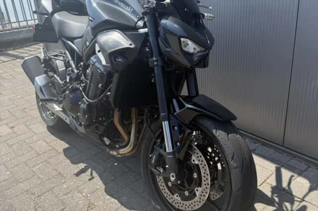 Kawasaki Z900 (2026) thumbnail 3