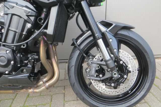 Kawasaki Z900 (2026) thumbnail 4