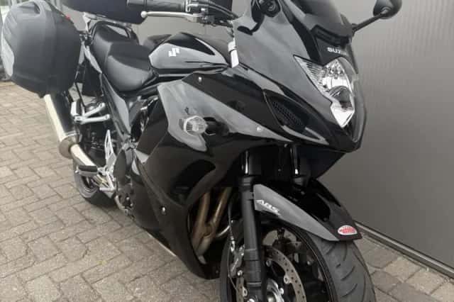 Suzuki GSX 1250 FA (2011) thumbnail 3