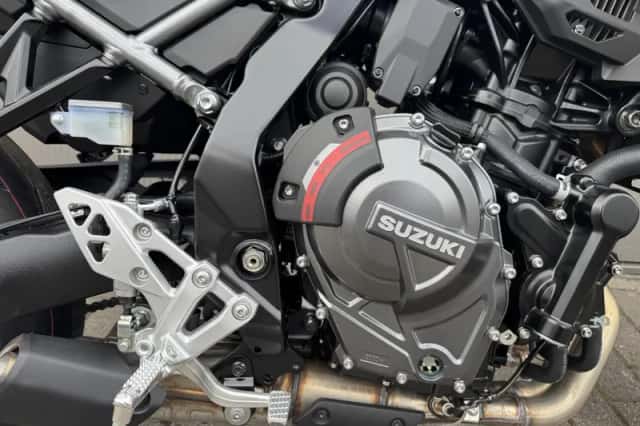 Suzuki GSX-8S (2026) thumbnail 4