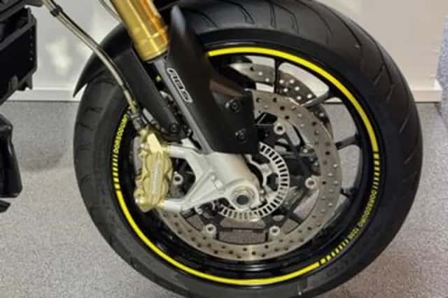 Aprilia Dorsoduro 1200 (2012) thumbnail 5