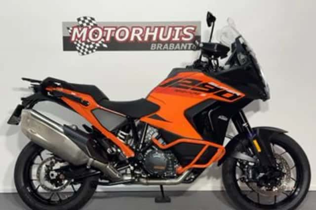 KTM 1290 Super Adventure (2023) thumbnail 2