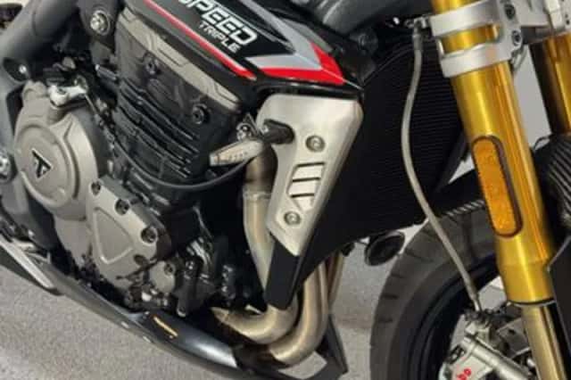 Triumph Speed Triple 1200 RS (2021) thumbnail 6