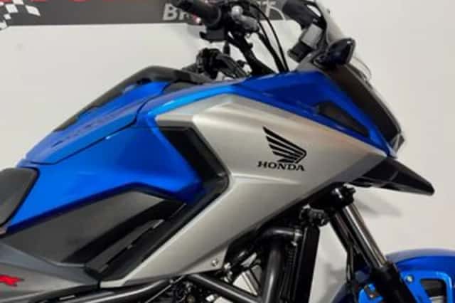 Honda NC750X (2016) thumbnail 5