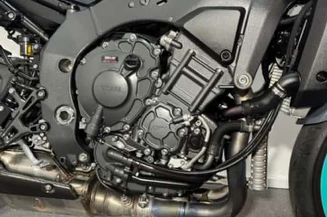 Yamaha MT-10 (2022) thumbnail 2