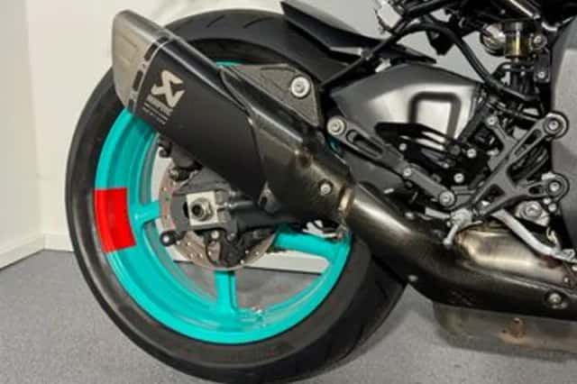Yamaha MT-10 (2022) thumbnail 3