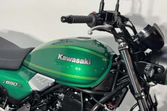 Kawasaki Z 650 RS (2023) thumbnail 3