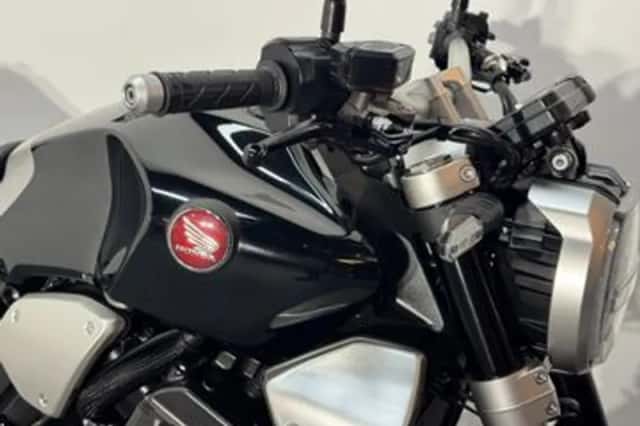 Honda CB1000R (2018) thumbnail 4