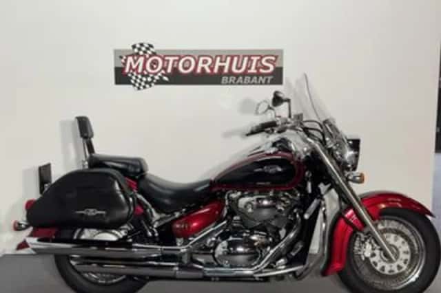 Suzuki C 800 Intruder Classic (2009) thumbnail 1