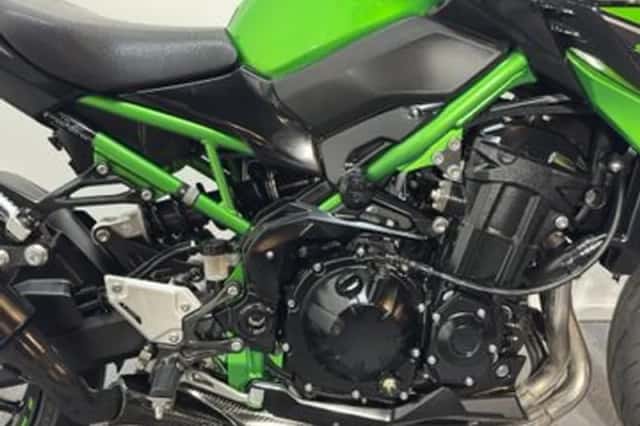 Kawasaki Z900 (2022) thumbnail 2