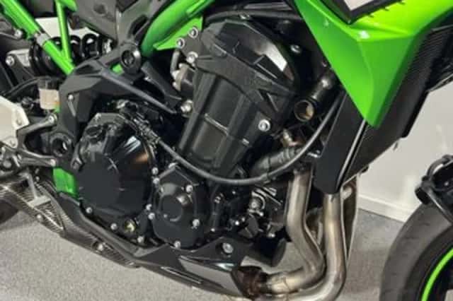 Kawasaki Z900 (2022) thumbnail 4