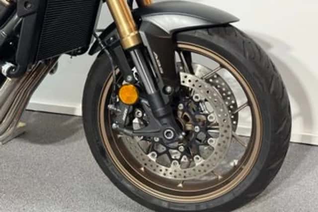 Honda CB650R (2020) thumbnail 4