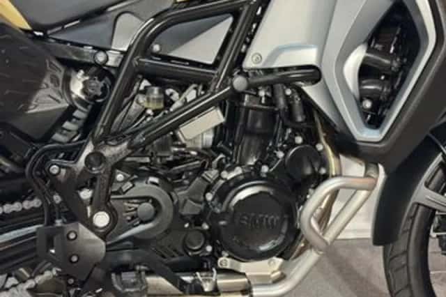 BMW F 800 GS Adventure (2015) thumbnail 2