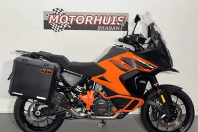 KTM 1290 Super Adventure S (2022) thumbnail 1